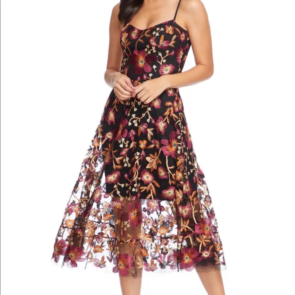 Uma floral Embroidered Lace Dress